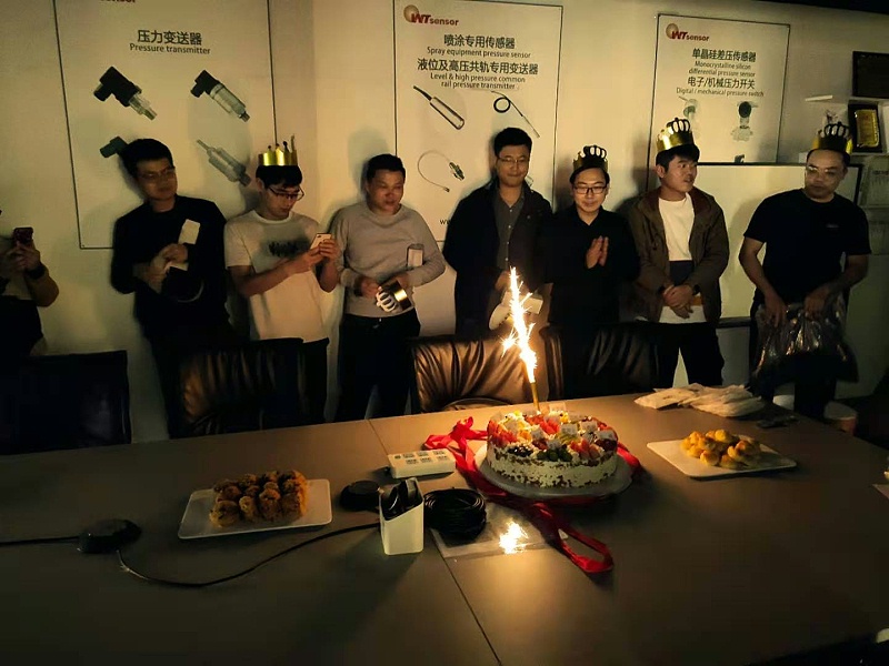 Employee birthday party---In the years of struggle, Wotian will move forward with you