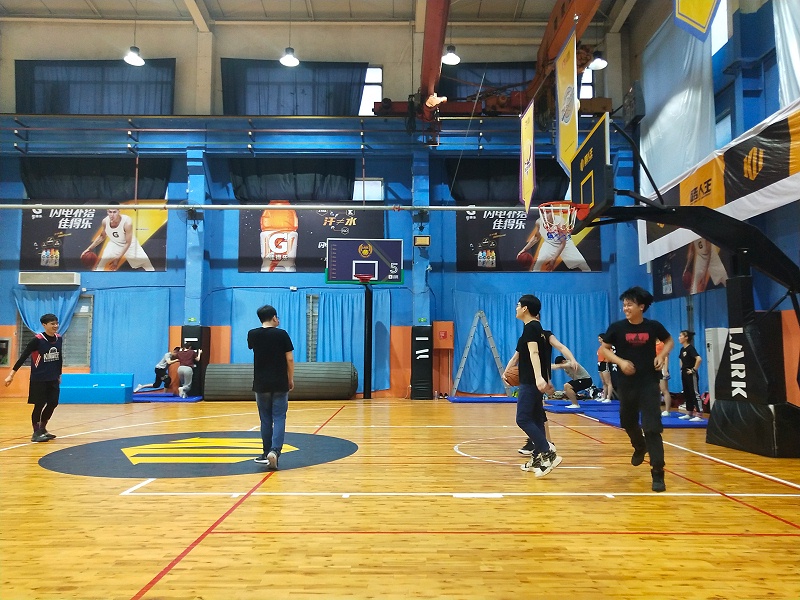 Wotian Basketball Game-Passing trust, casting brilliantly, and demonstrating the spirit of enterprise