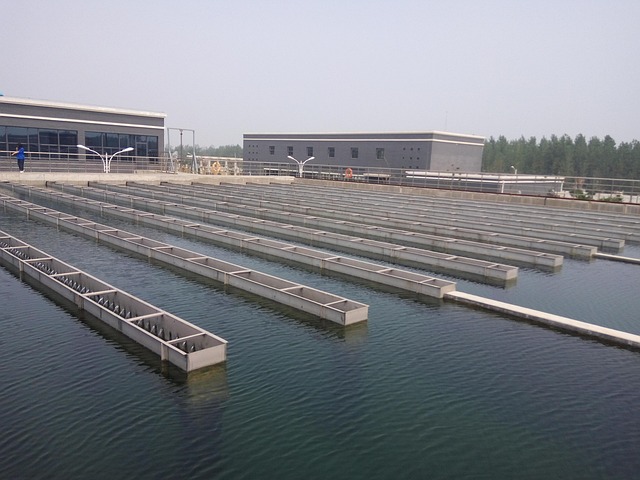 water-treatment-2717001_640.jpg