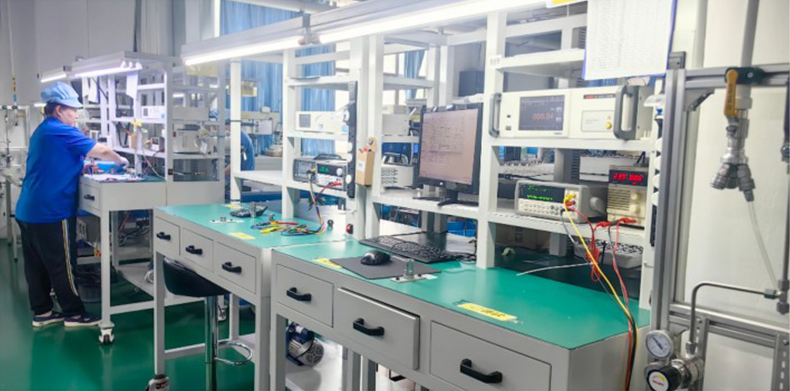 Why Digital Pressure Gauges Drift—and How Our Production Process Prevents It
