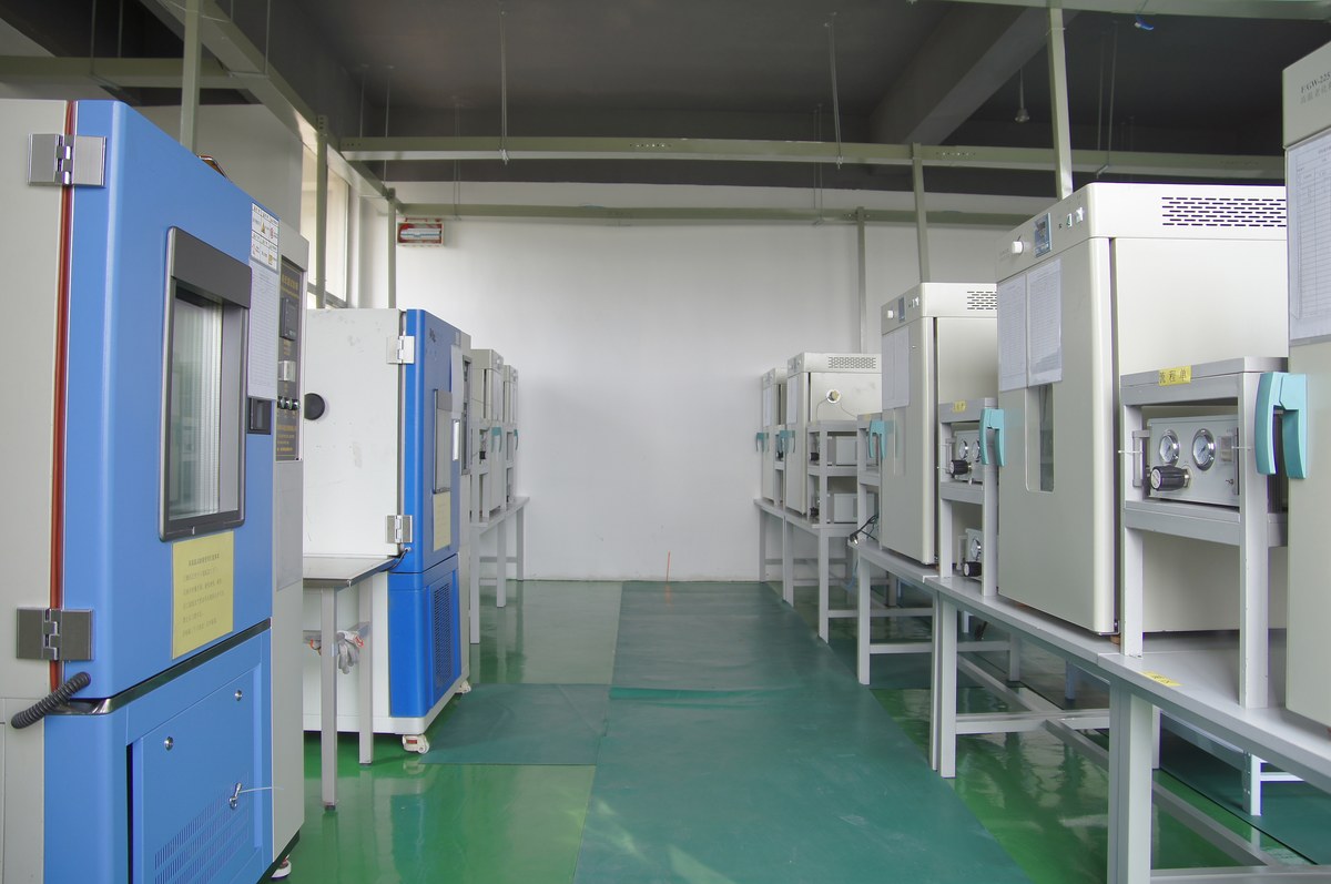 Environmental and ageing test chambers used for pressure sensor and transmitter production