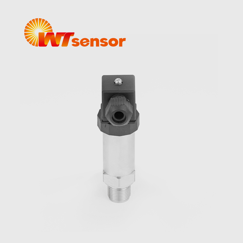 Industrial pressure sensor with diaplay PCM300